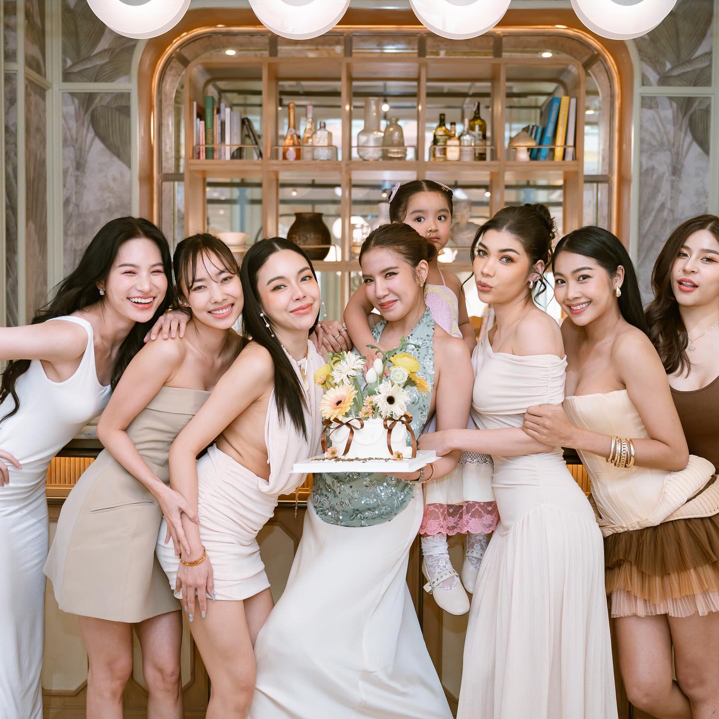 ใบเตย - สุธีวัน ทวีสิน