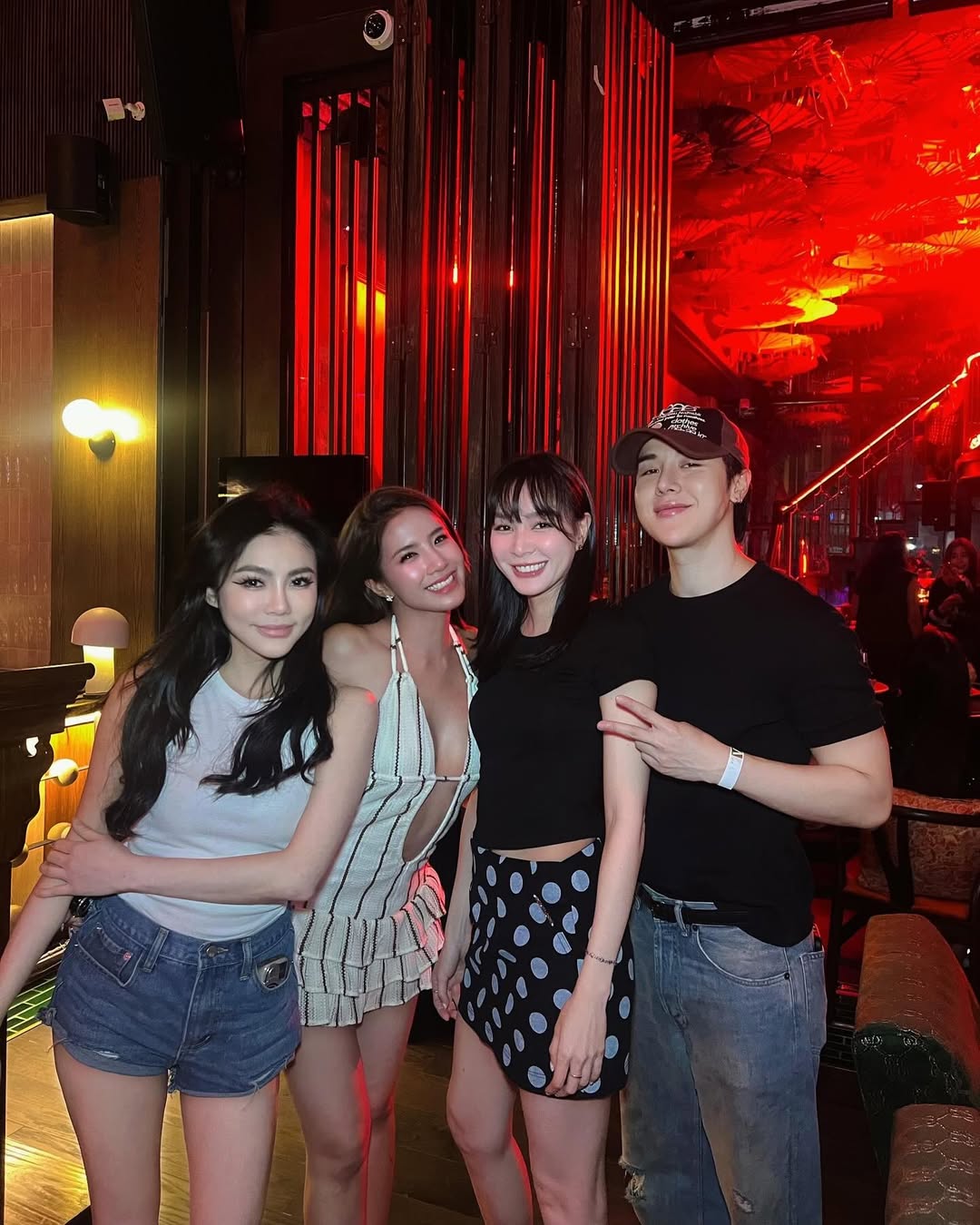 ใบเตย - สุธีวัน ทวีสิน