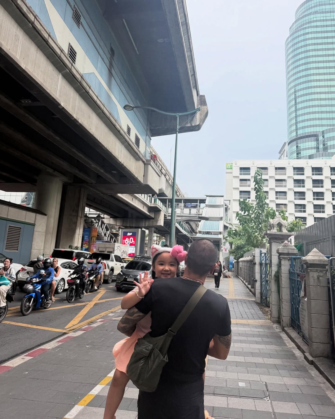 ใบเตย - สุธีวัน ทวีสิน