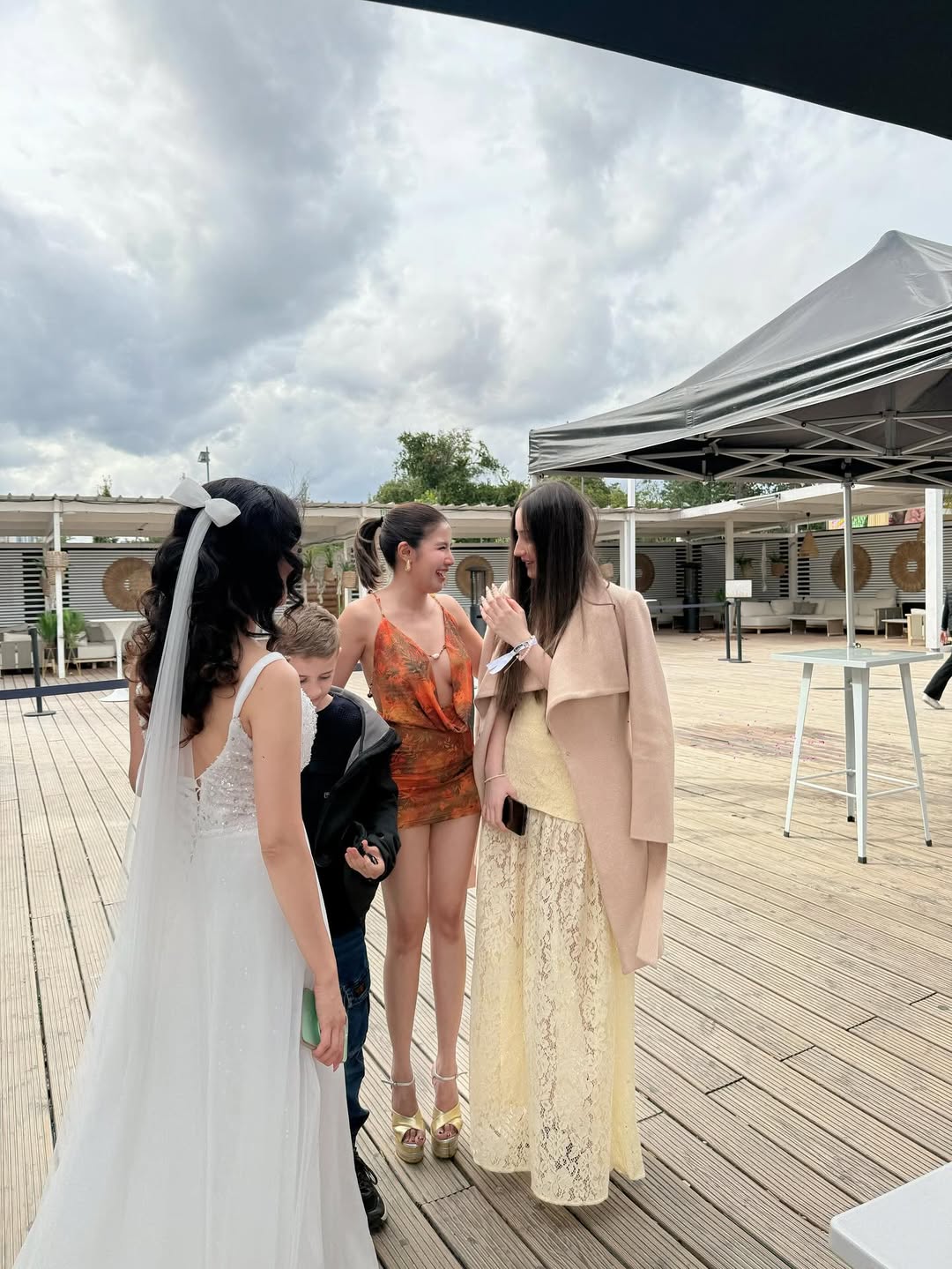 ใบเตย - สุธีวัน ทวีสิน