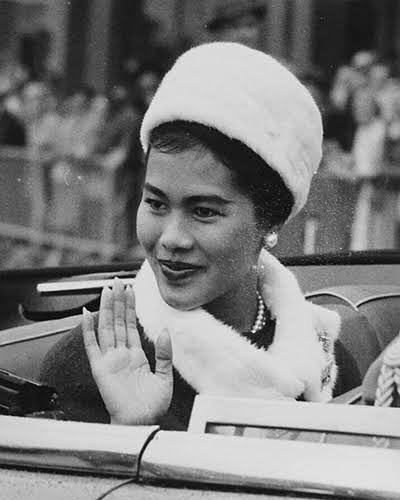 ใบเตย - สุธีวัน ทวีสิน