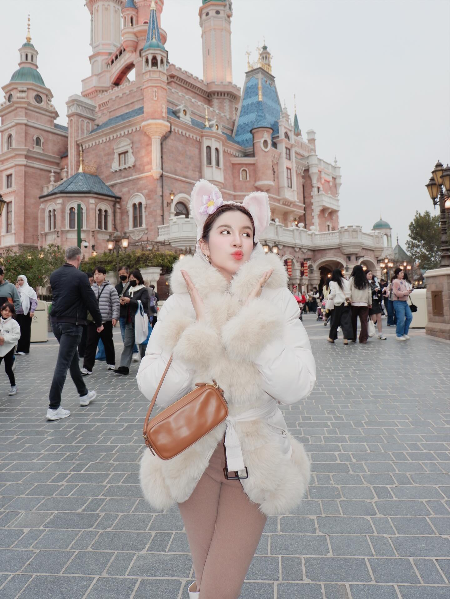 ใบเตย - สุธีวัน ทวีสิน