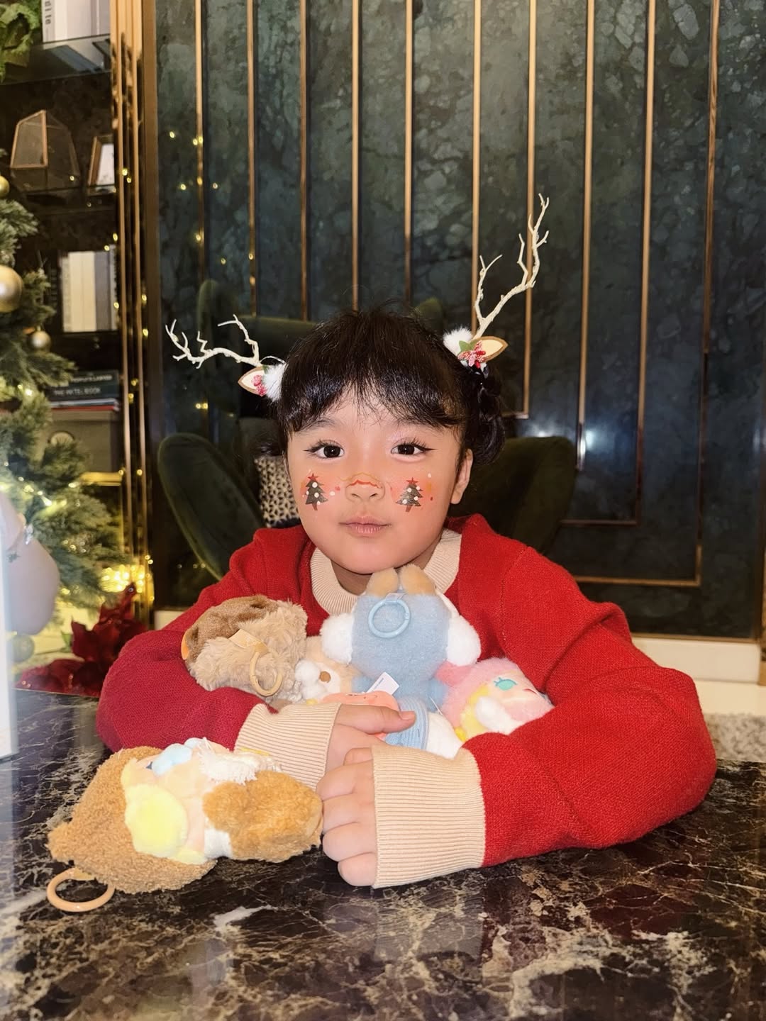 ใบเตย - สุธีวัน ทวีสิน