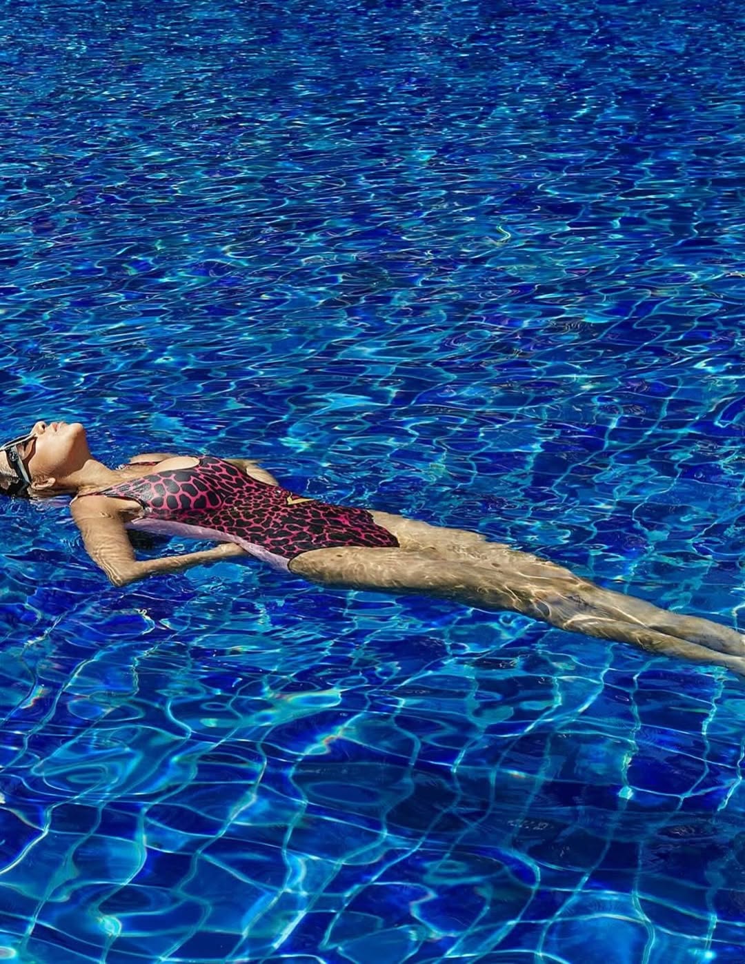 ใบเตย - สุธีวัน ทวีสิน