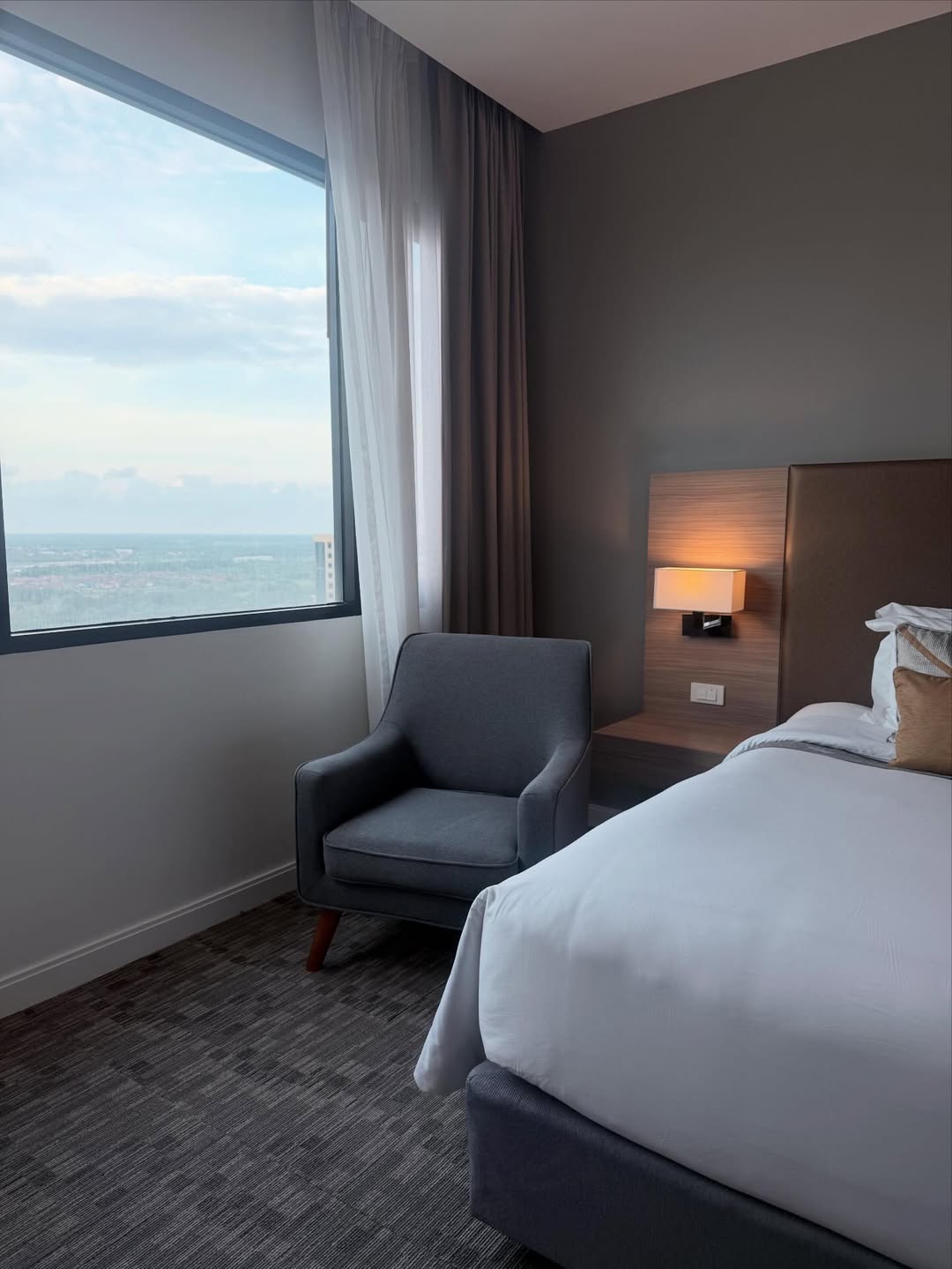 ใบเตย - สุธีวัน ทวีสิน