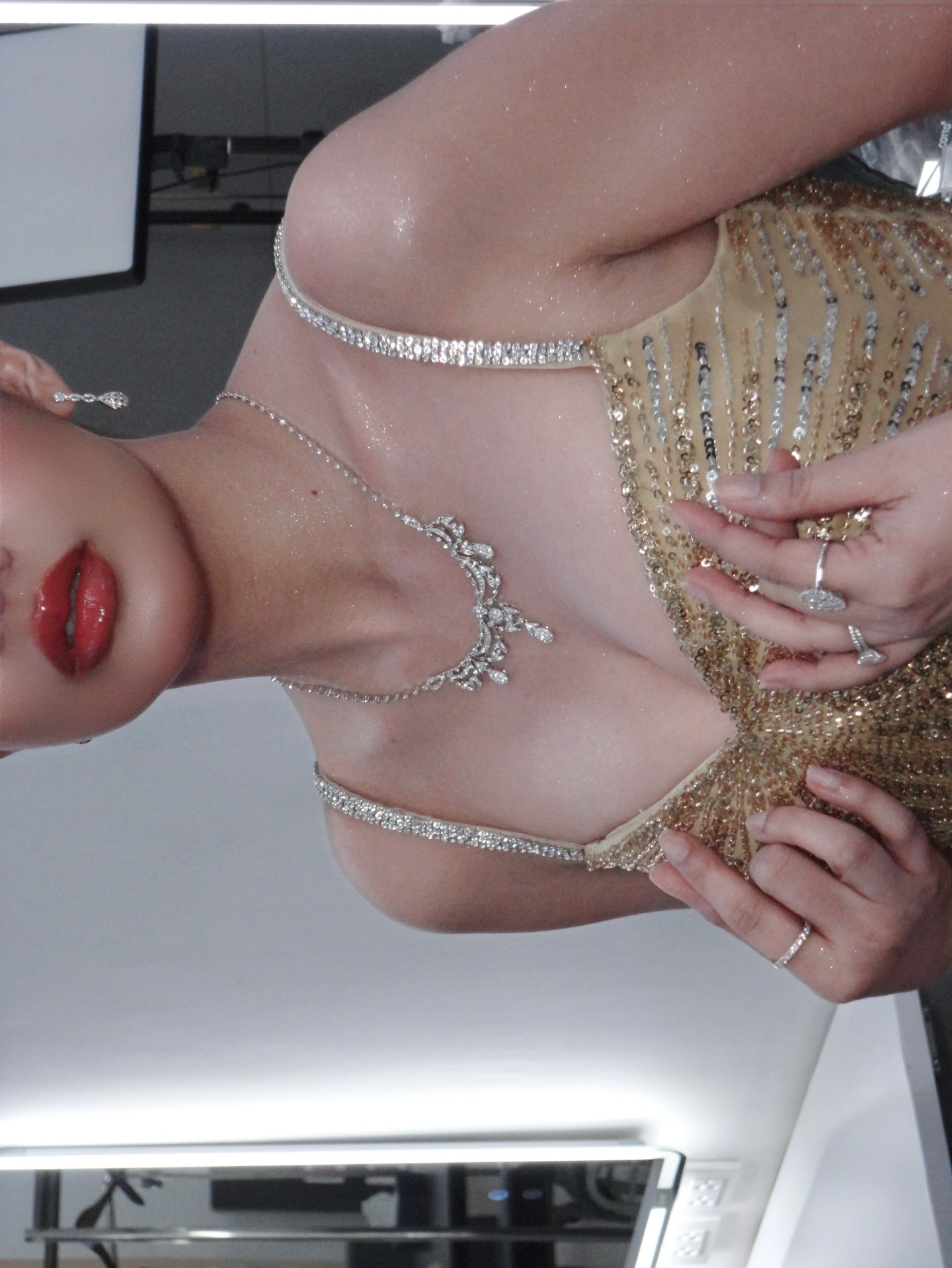 ใบเตย - สุธีวัน ทวีสิน