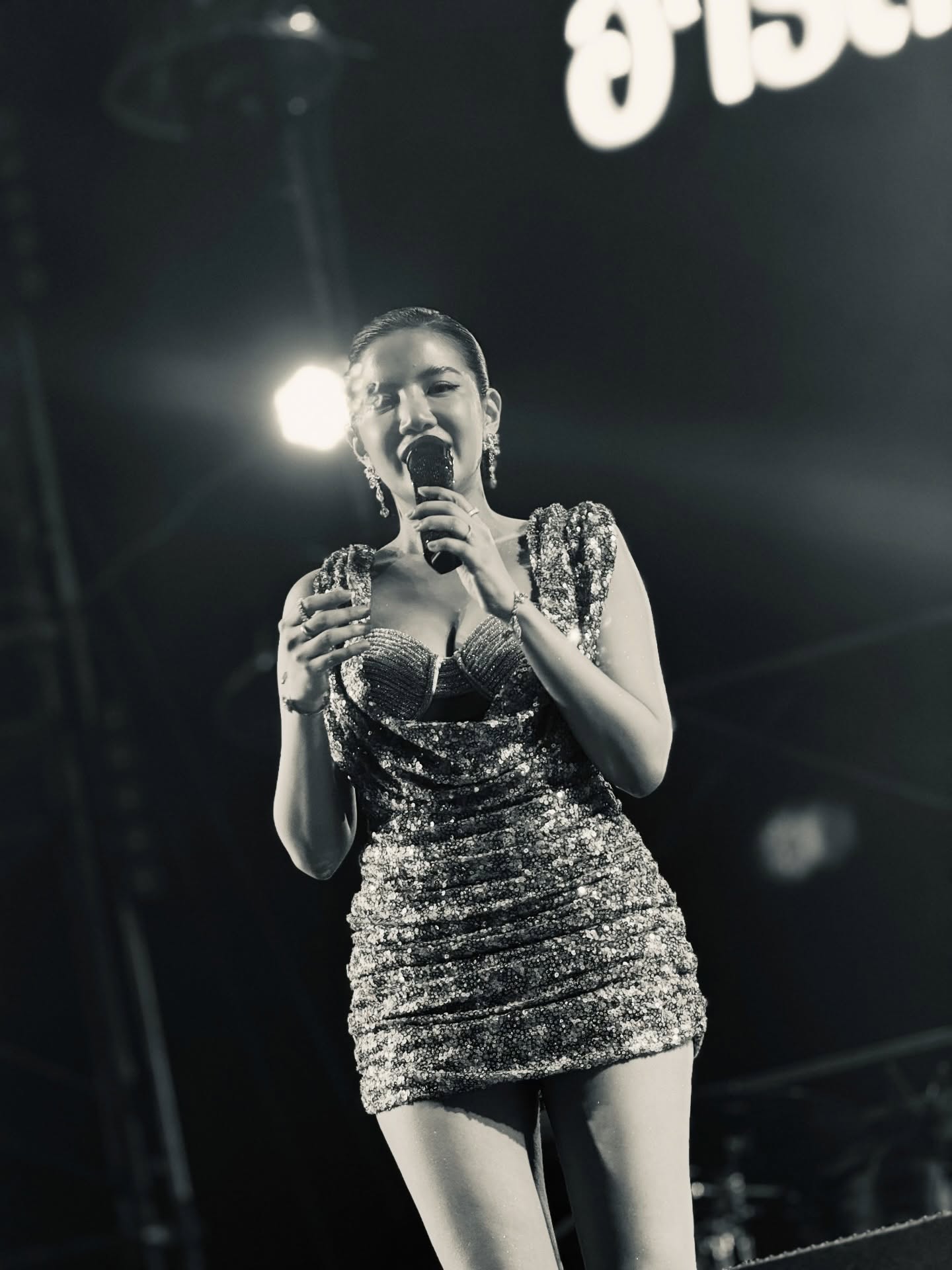 ใบเตย - สุธีวัน ทวีสิน