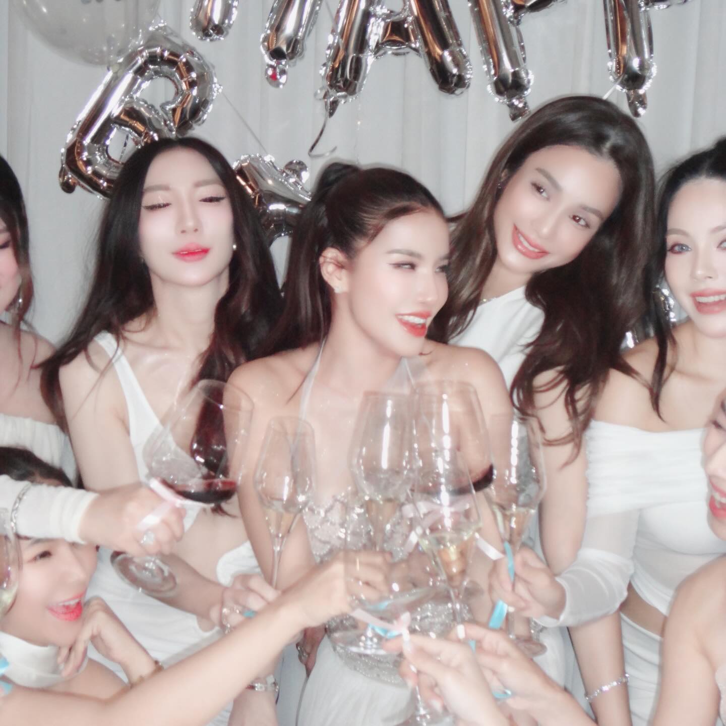 ใบเตย - สุธีวัน ทวีสิน