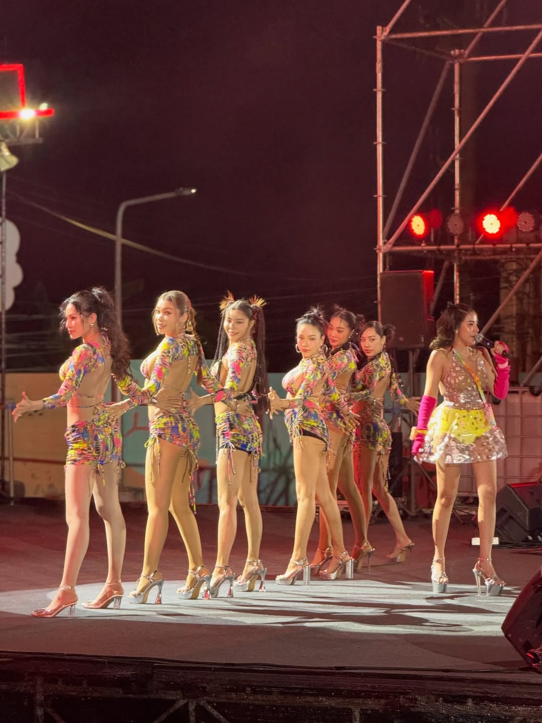 ใบเตย - สุธีวัน ทวีสิน