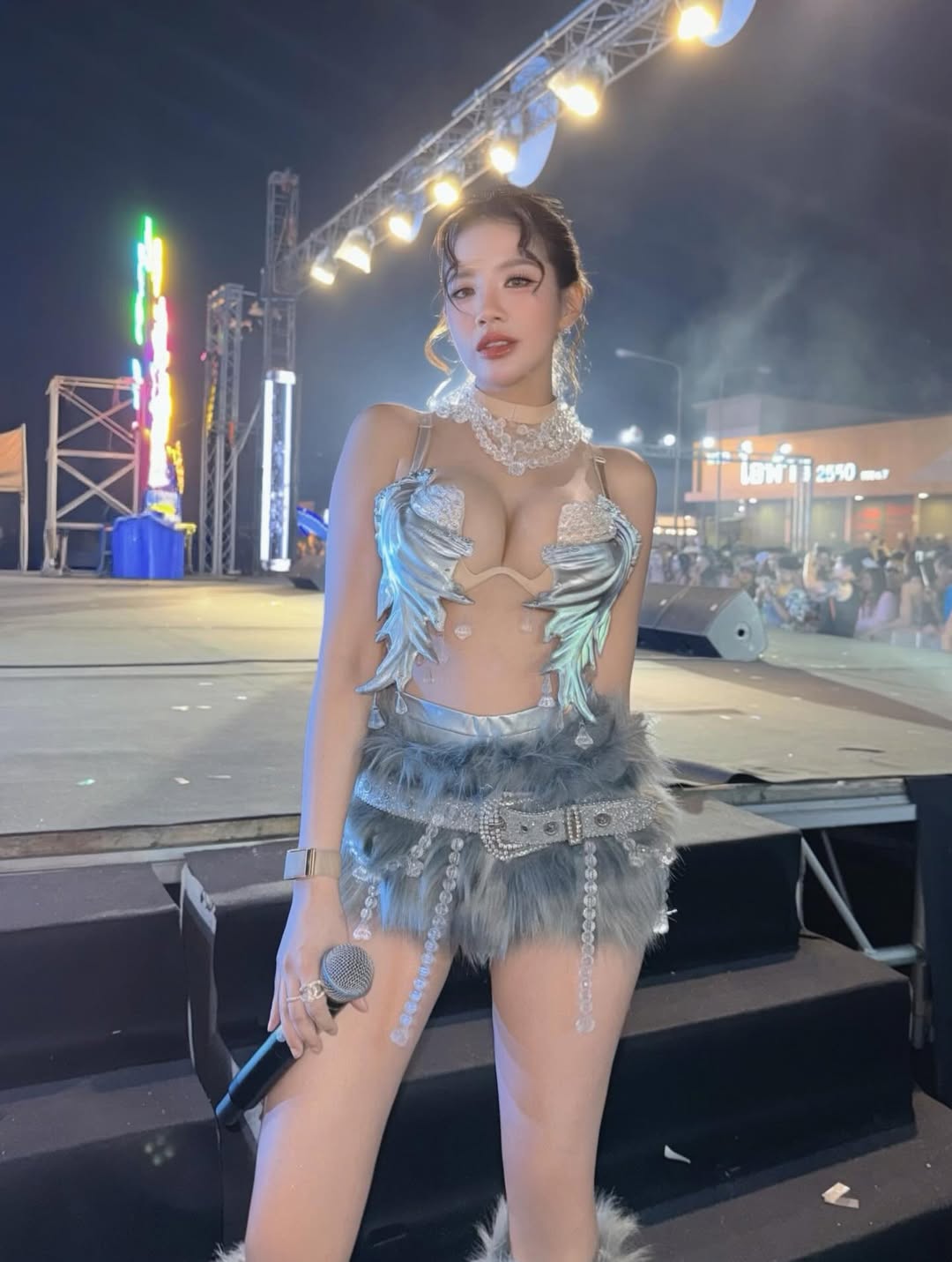 ใบเตย - สุธีวัน ทวีสิน