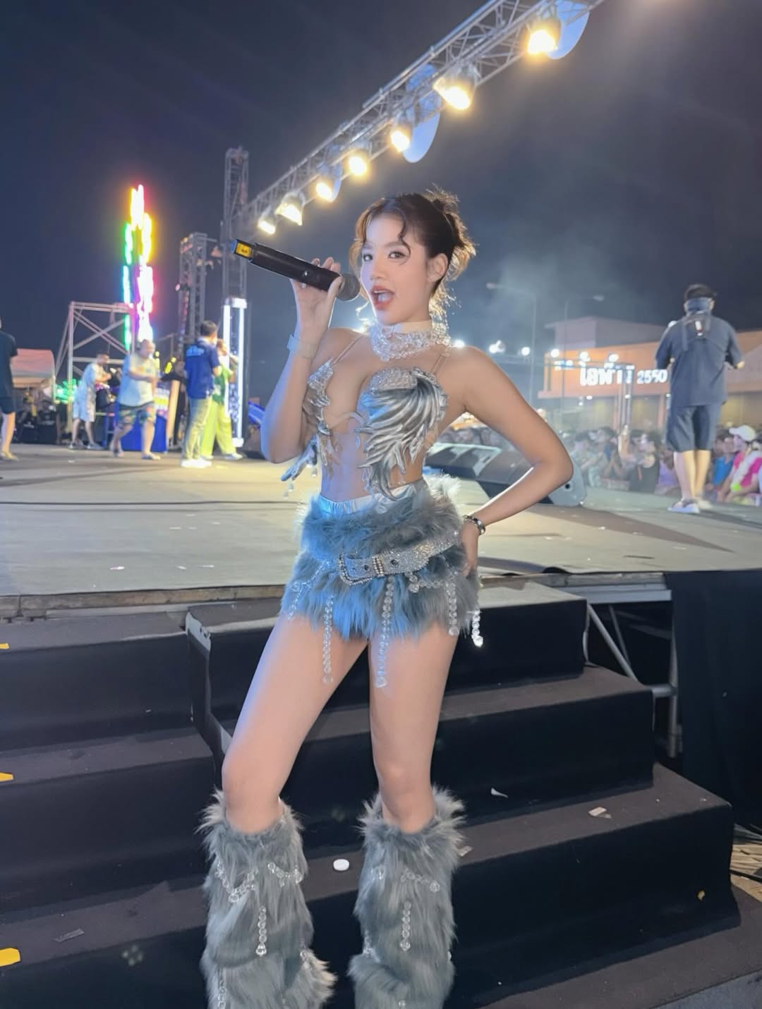 ใบเตย - สุธีวัน ทวีสิน