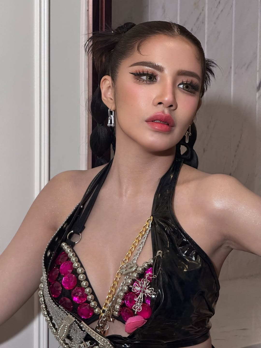 ใบเตย - สุธีวัน ทวีสิน