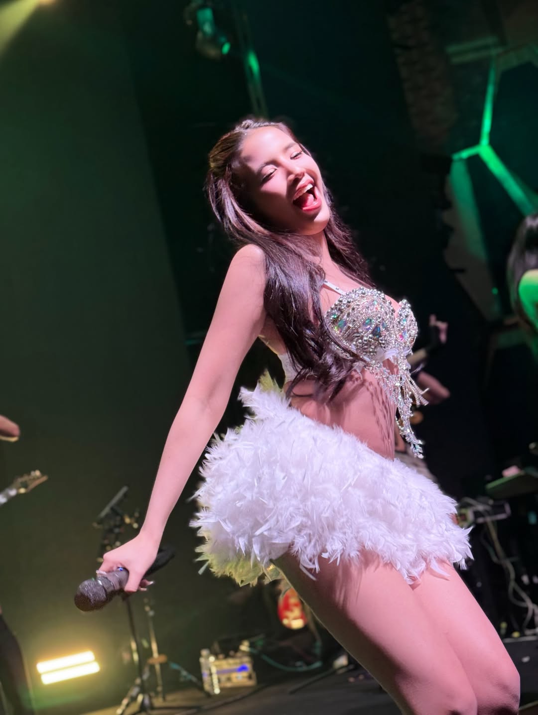 ใบเตย - สุธีวัน ทวีสิน