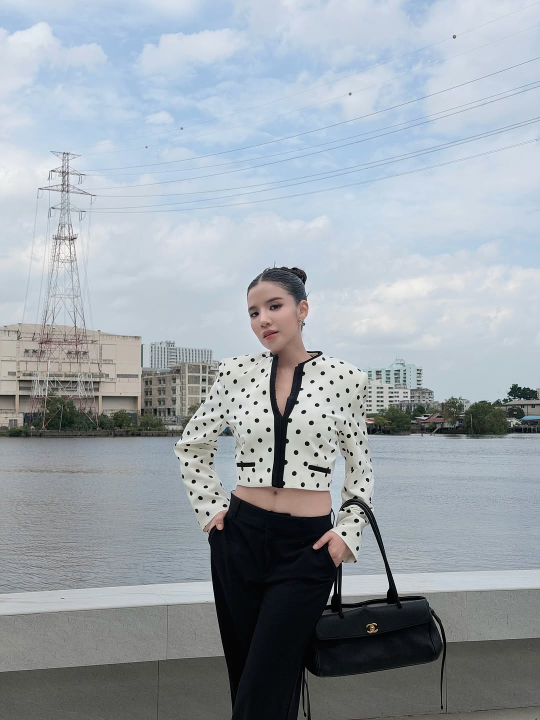 ใบเตย - สุธีวัน ทวีสิน
