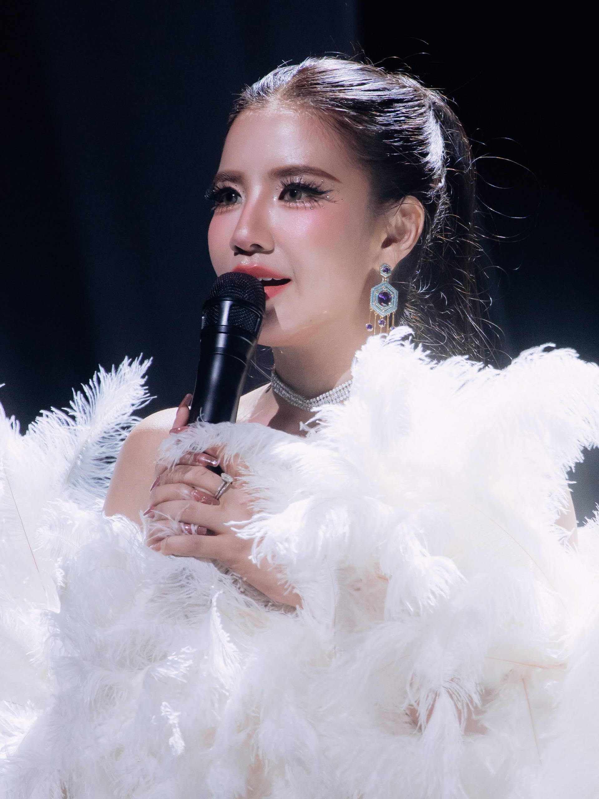 ใบเตย - สุธีวัน ทวีสิน