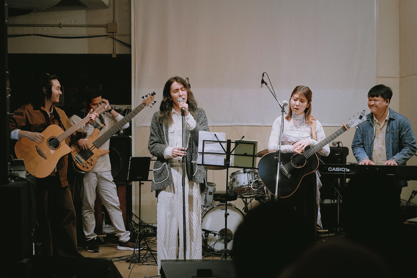 ซิน - ทศพร อาชวานันทกุล