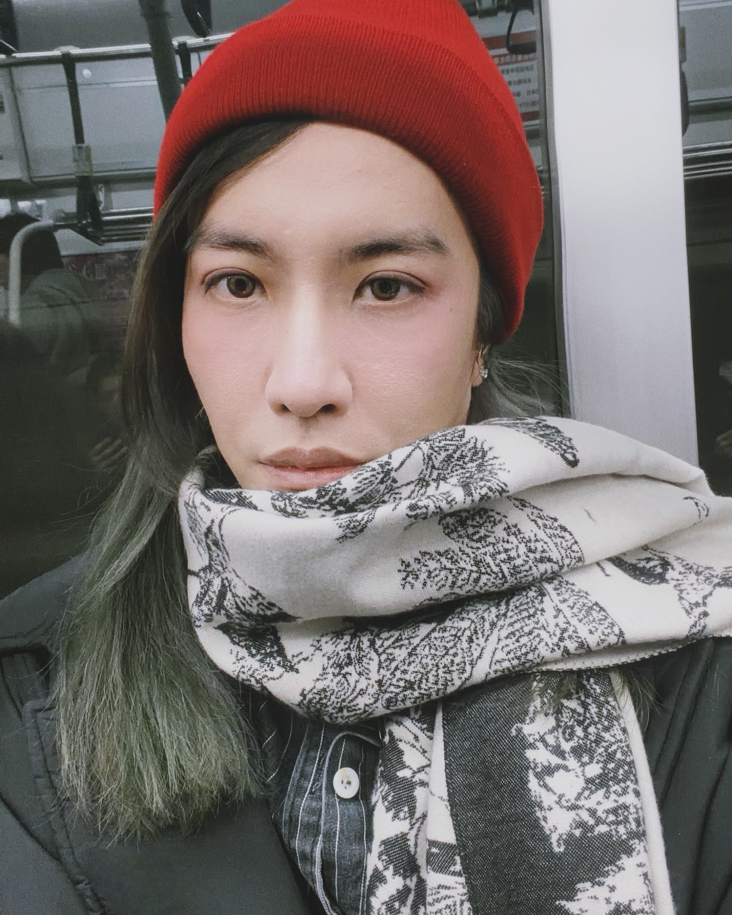 ซิน - ทศพร อาชวานันทกุล