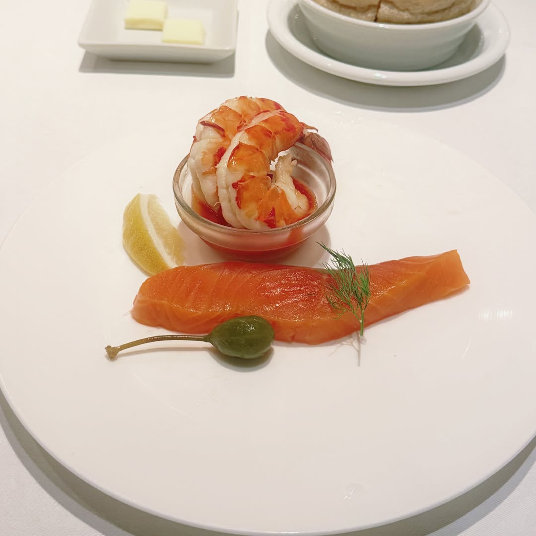 ซิน - ทศพร อาชวานันทกุล
