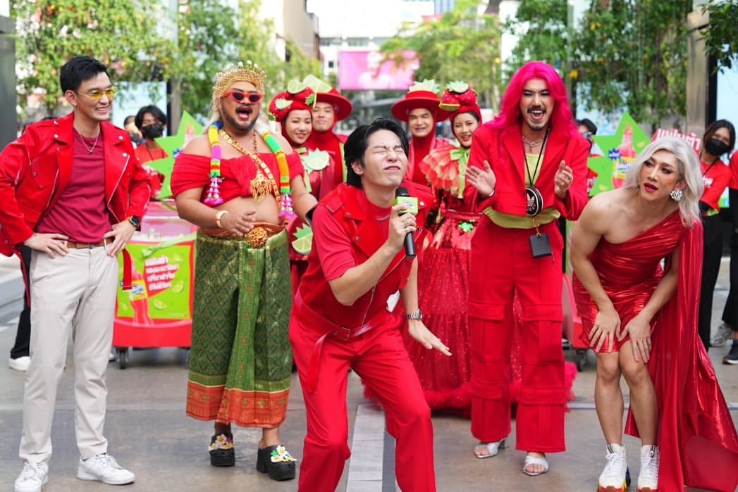 อัพ - ภูมิพัฒน์ เอี่ยมสำอาง