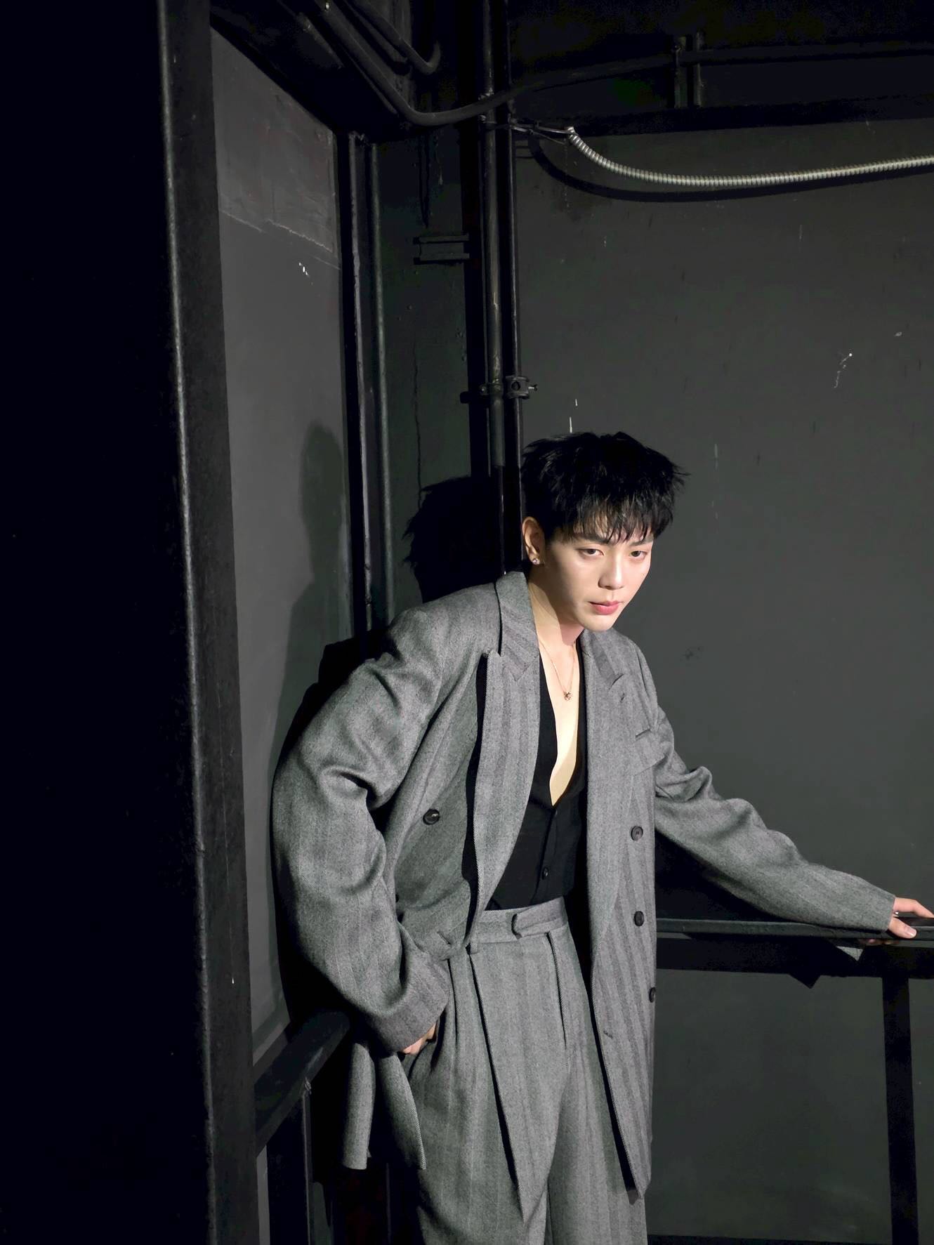 อัพ - ภูมิพัฒน์ เอี่ยมสำอาง