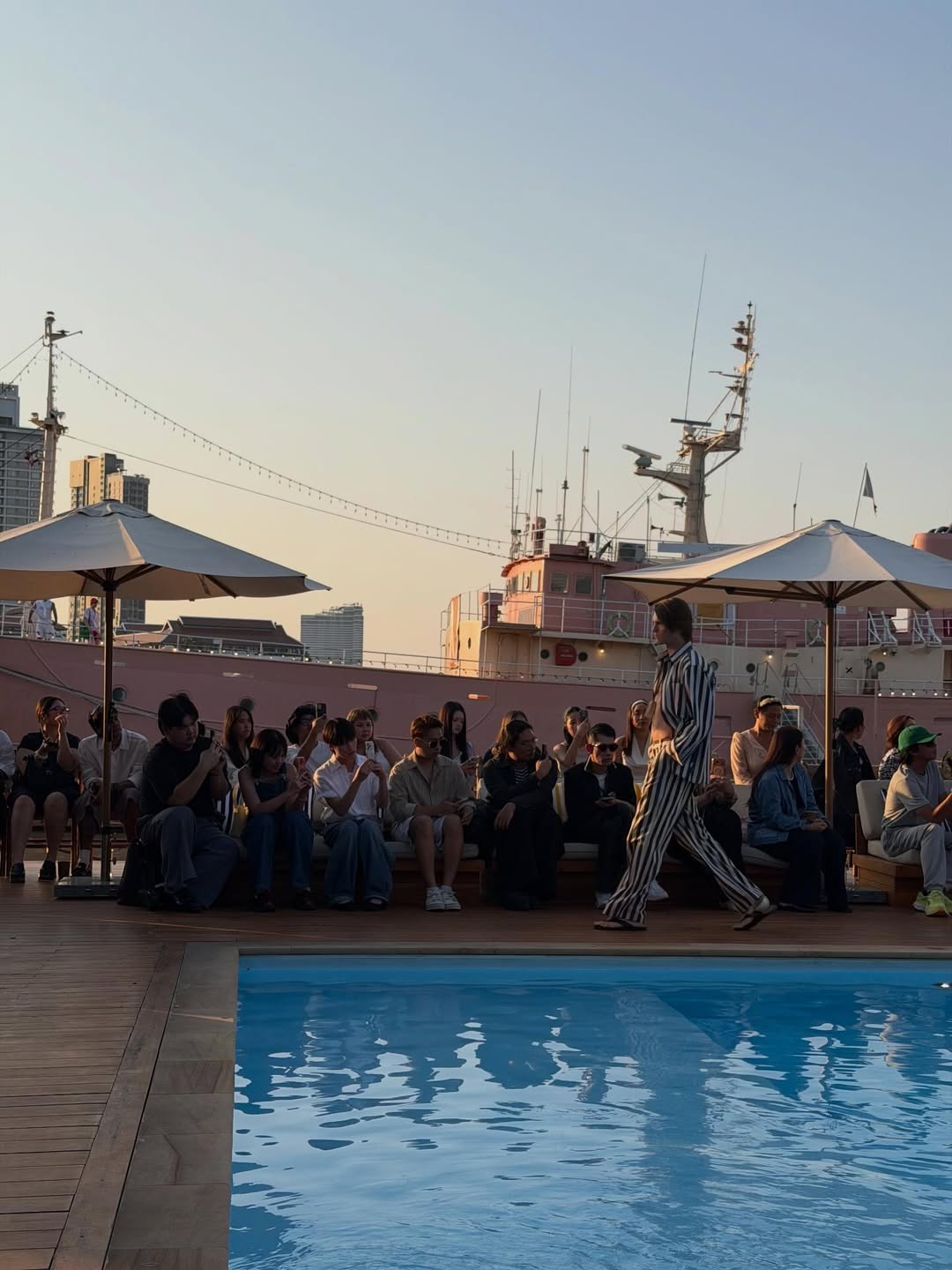 อัพ - ภูมิพัฒน์ เอี่ยมสำอาง