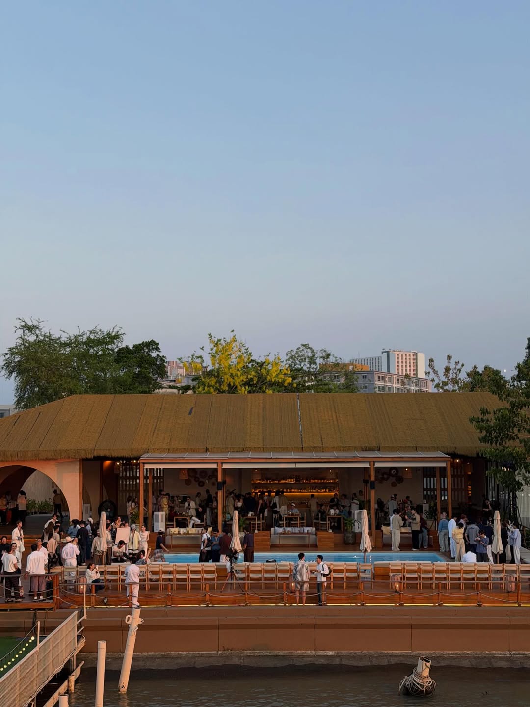 อัพ - ภูมิพัฒน์ เอี่ยมสำอาง