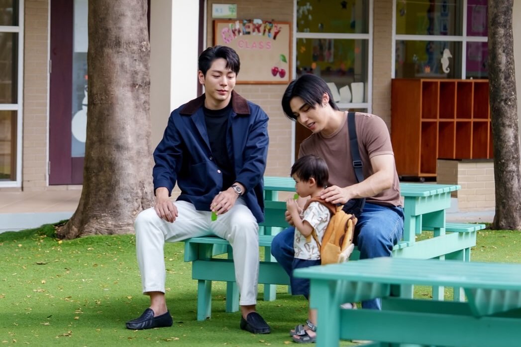 อัพ - ภูมิพัฒน์ เอี่ยมสำอาง