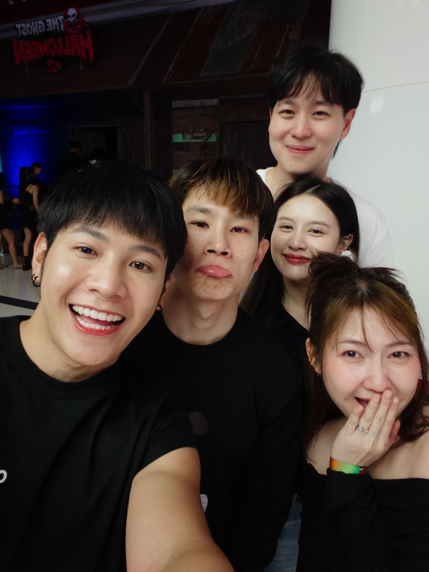 สิงโต - ปราชญา เรืองโรจน์