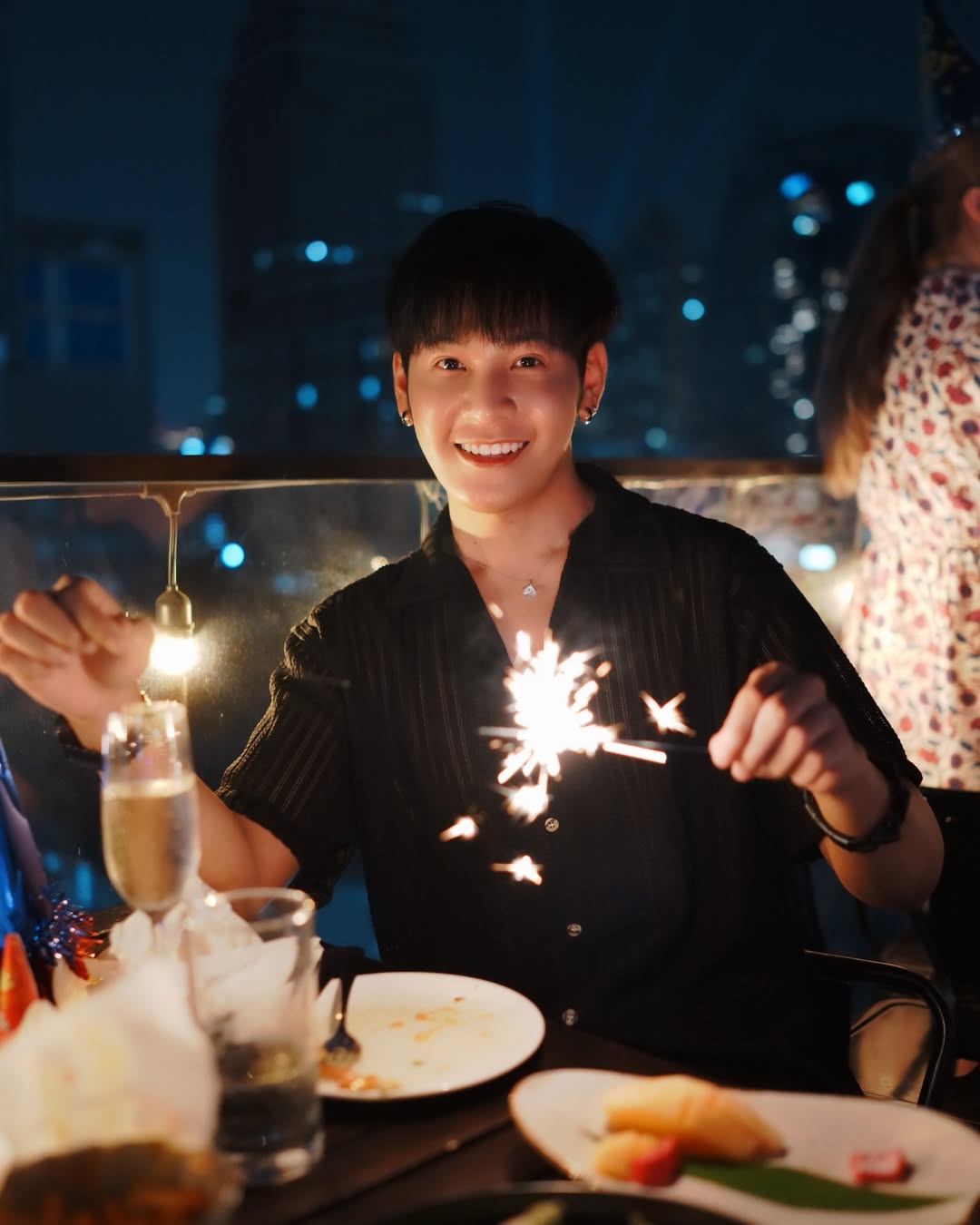 สิงโต - ปราชญา เรืองโรจน์