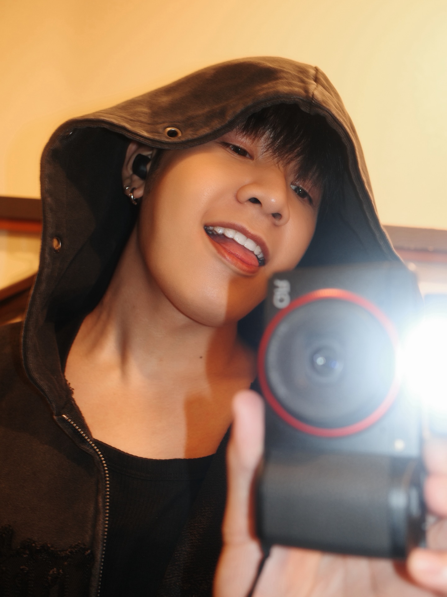 สิงโต - ปราชญา เรืองโรจน์