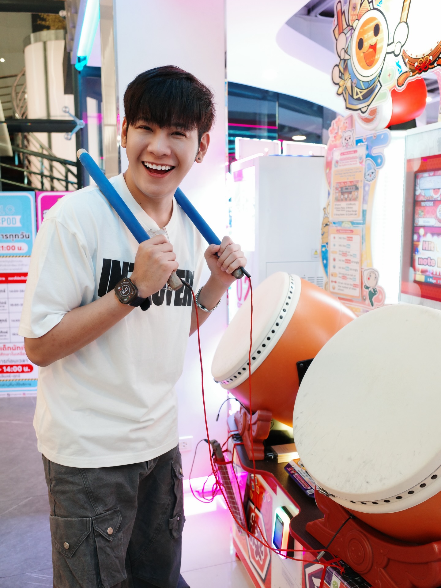 สิงโต - ปราชญา เรืองโรจน์