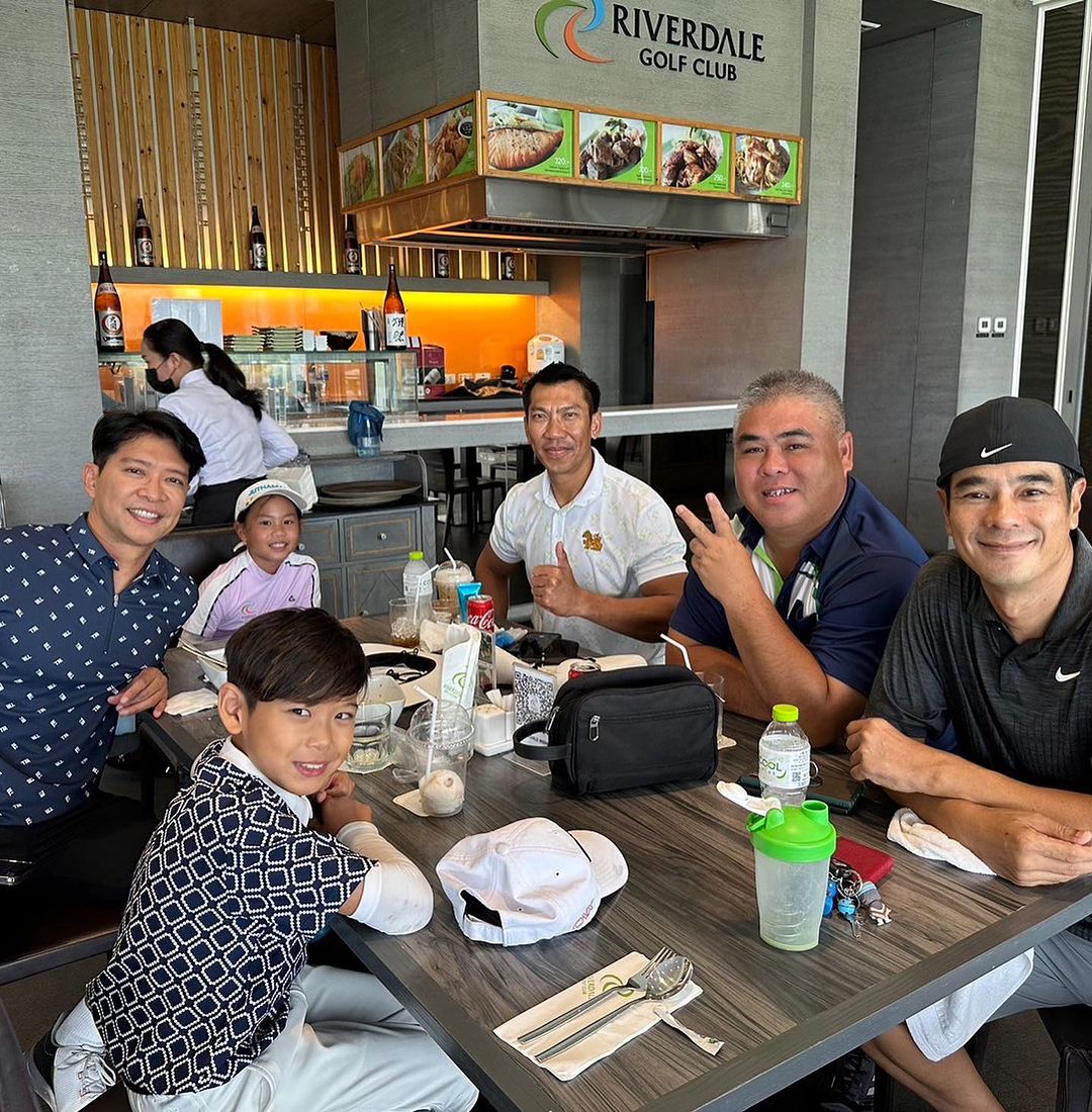 หนุ่ม - คงกะพัน แสงสุริยะ