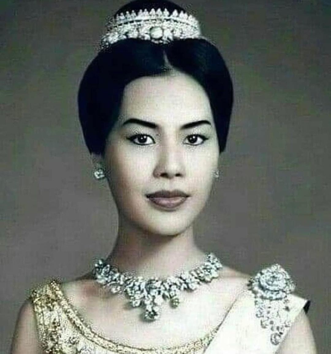 หนุ่ม - คงกะพัน แสงสุริยะ