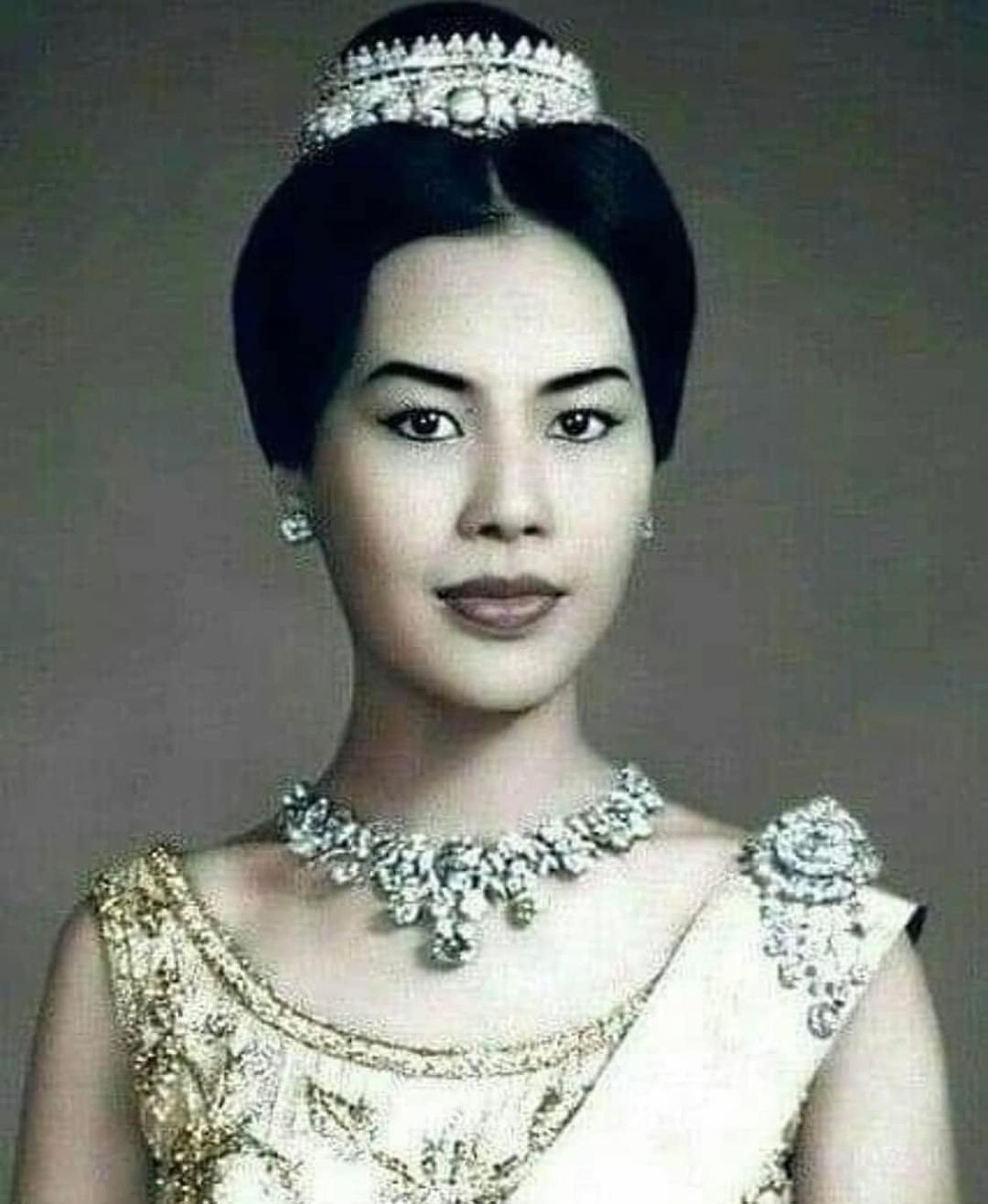 หนุ่ม - คงกะพัน แสงสุริยะ