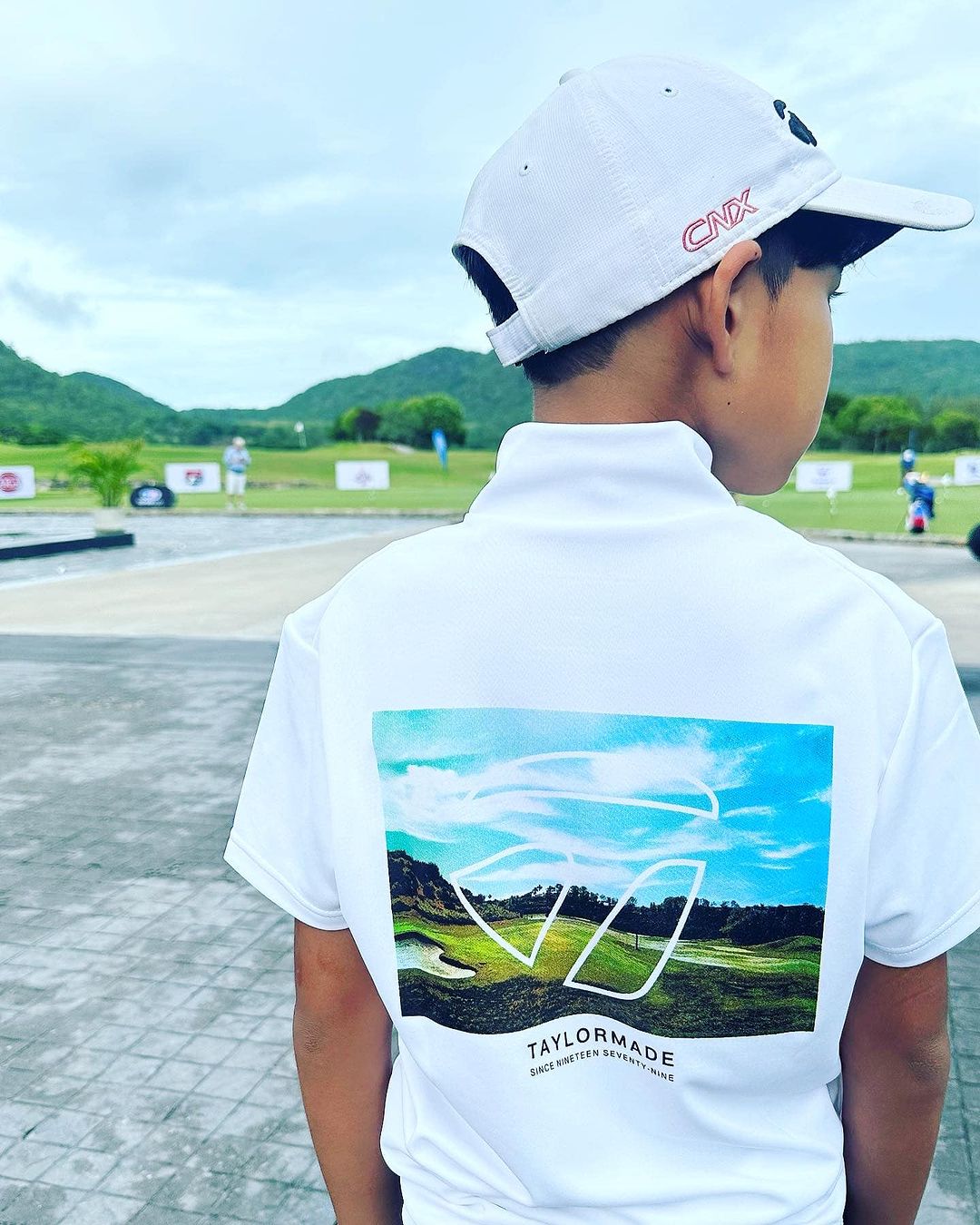 หนุ่ม - คงกะพัน แสงสุริยะ