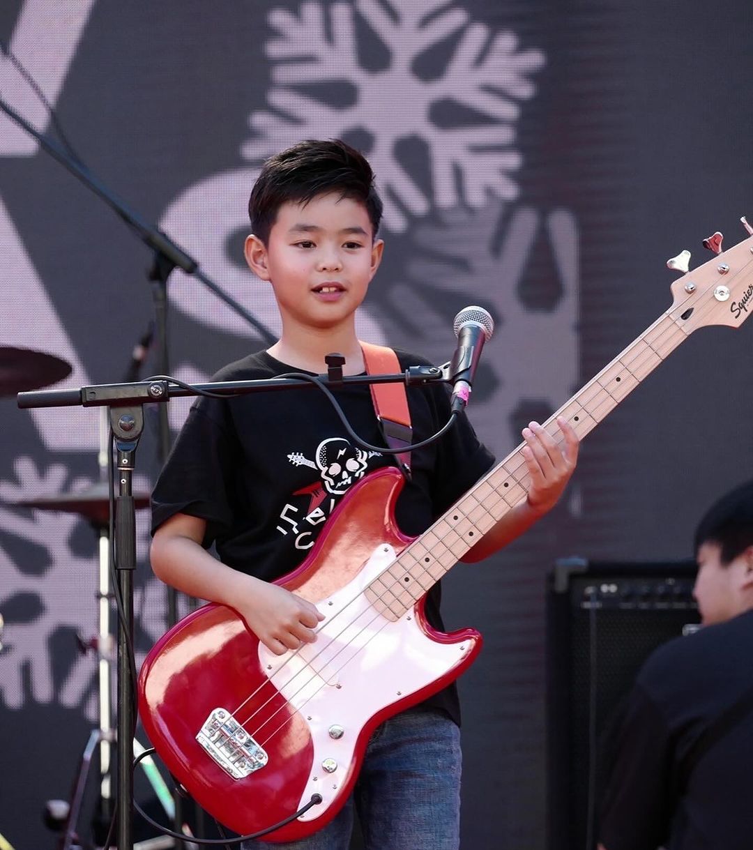หนุ่ม - คงกะพัน แสงสุริยะ