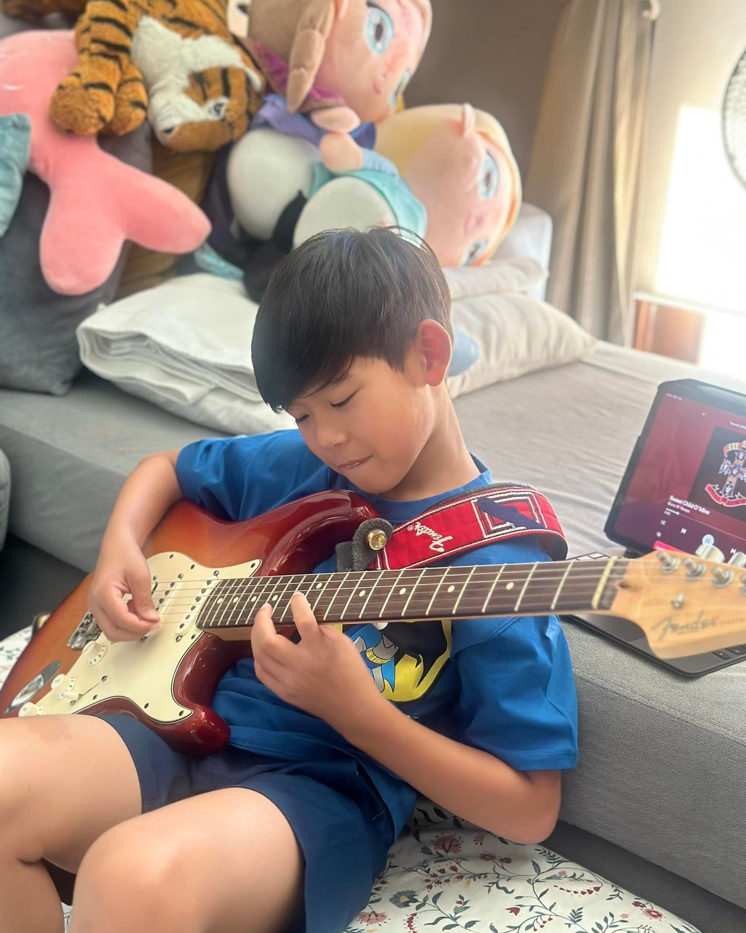 หนุ่ม - คงกะพัน แสงสุริยะ