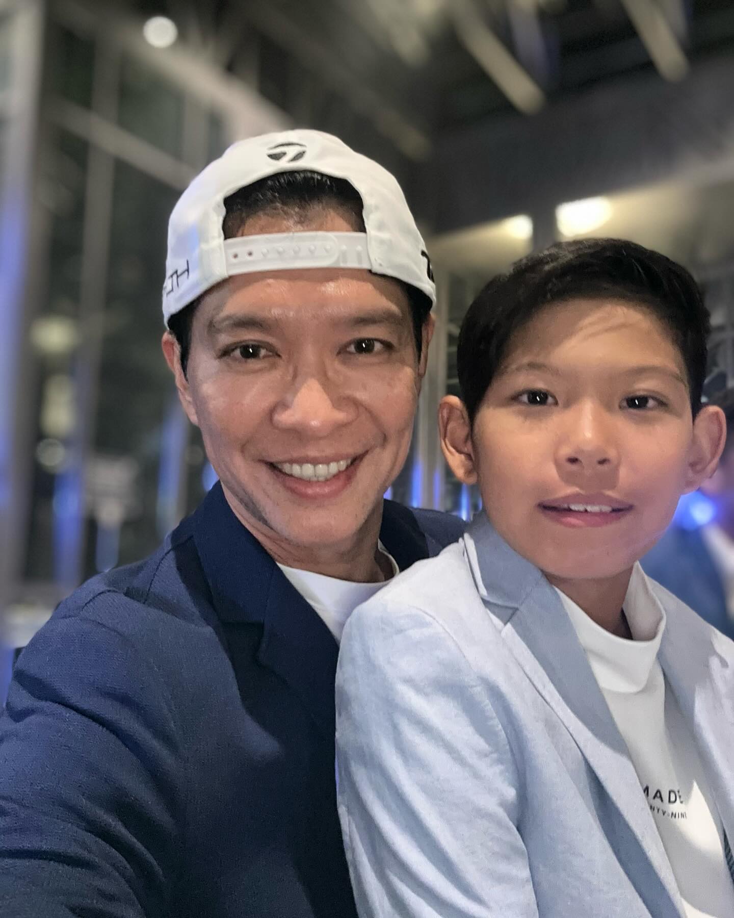 หนุ่ม - คงกะพัน แสงสุริยะ