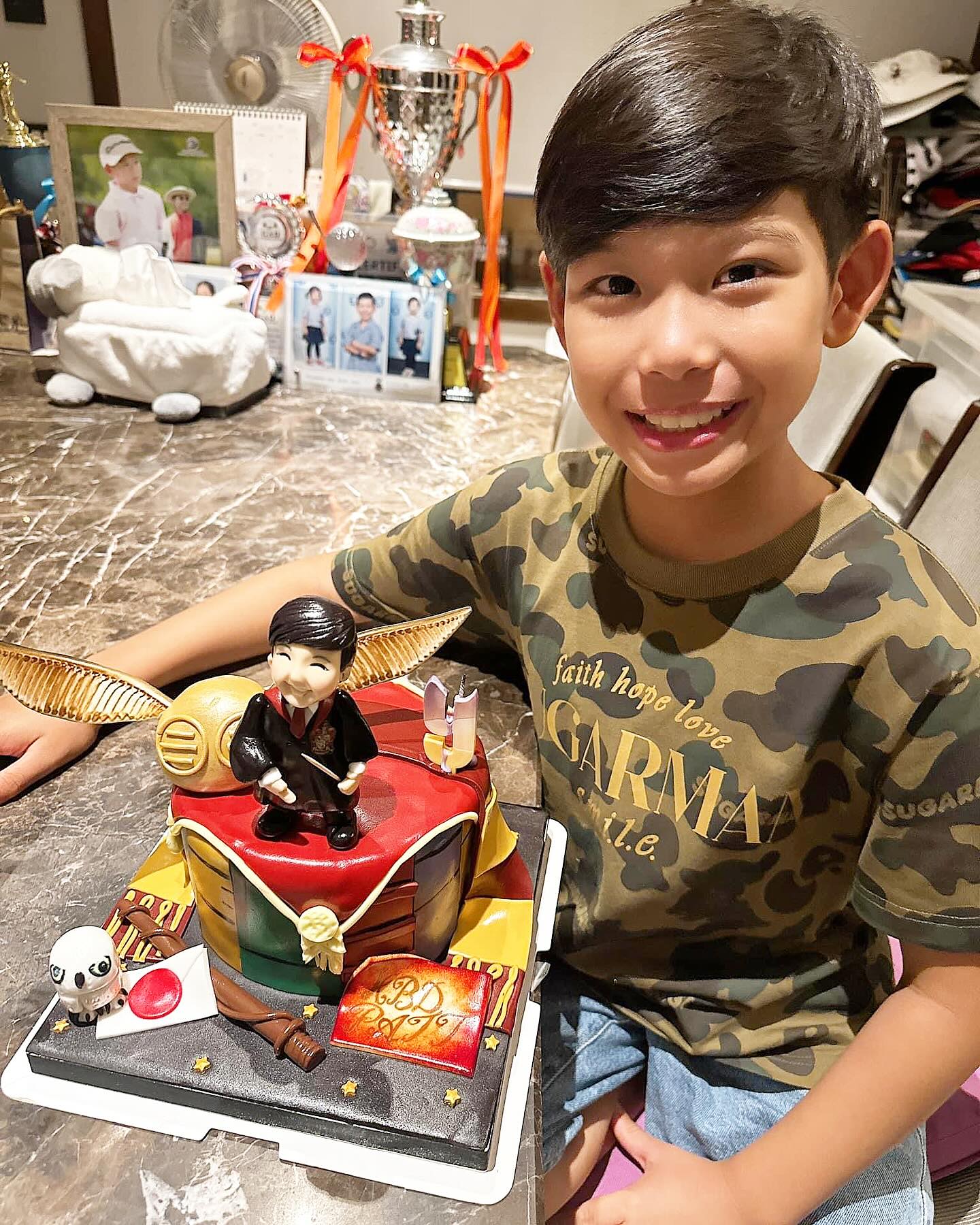หนุ่ม - คงกะพัน แสงสุริยะ