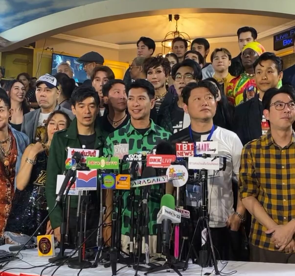 หนุ่ม - คงกะพัน แสงสุริยะ