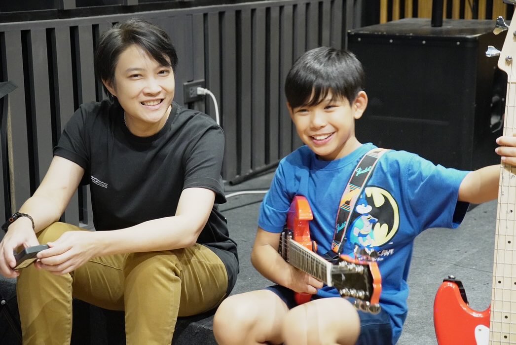 หนุ่ม - คงกะพัน แสงสุริยะ