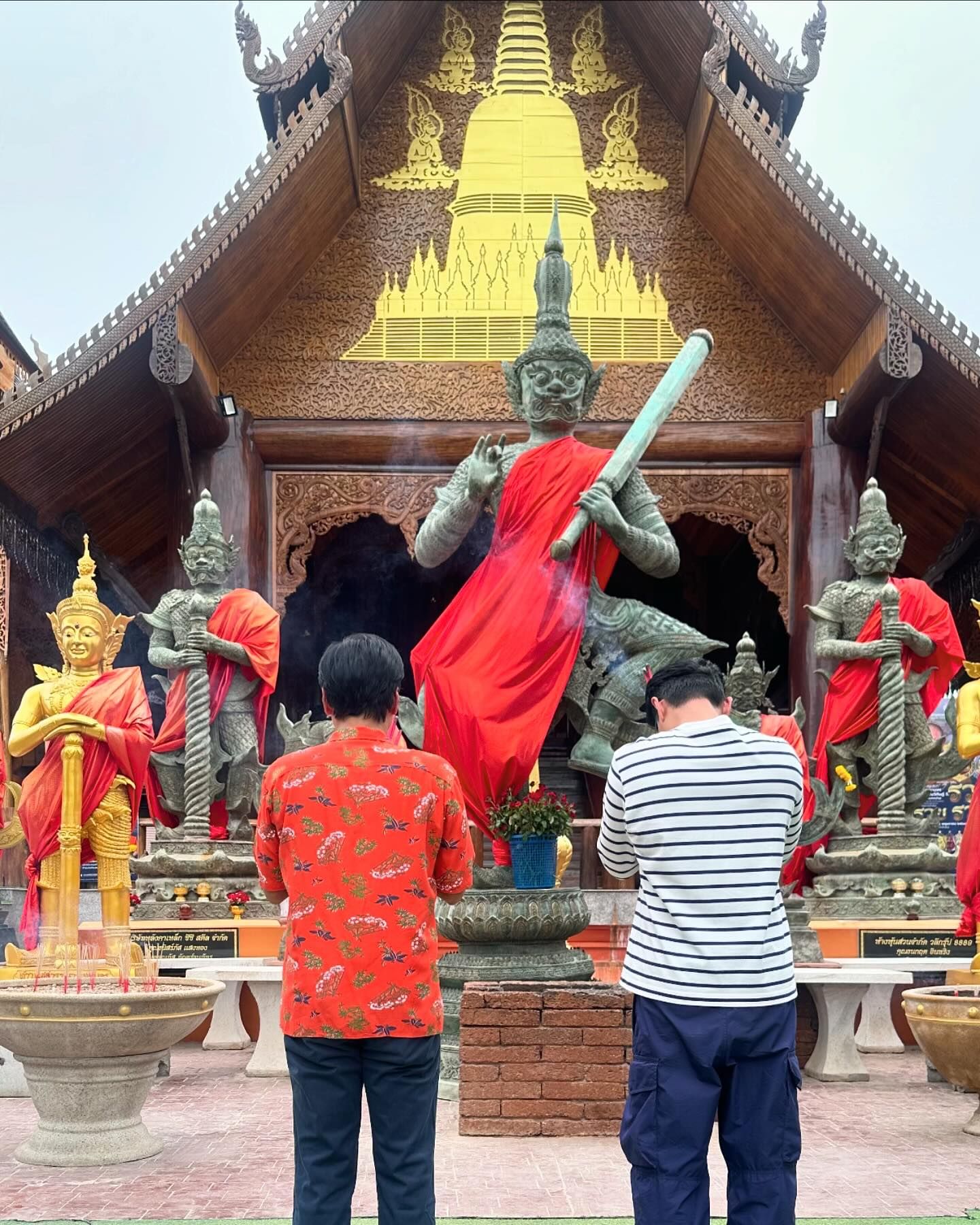 หนุ่ม - คงกะพัน แสงสุริยะ