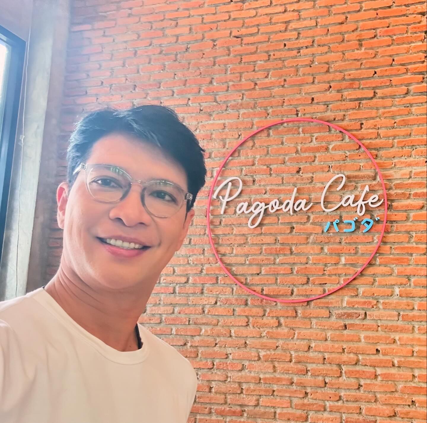 หนุ่ม - คงกะพัน แสงสุริยะ