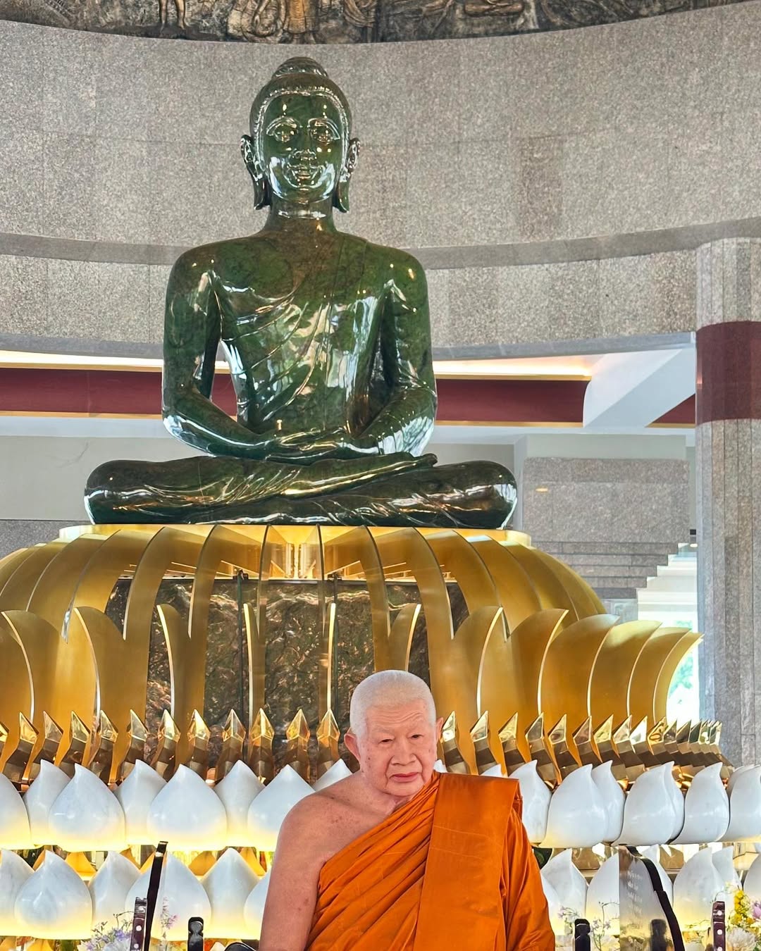 หนุ่ม - คงกะพัน แสงสุริยะ