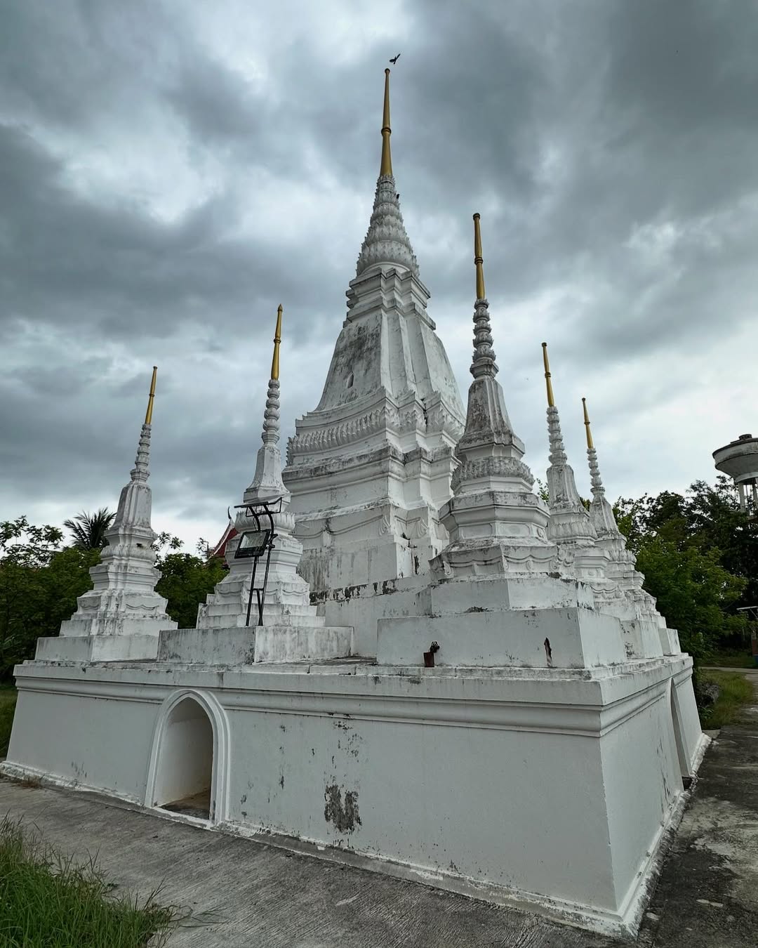หนุ่ม - คงกะพัน แสงสุริยะ