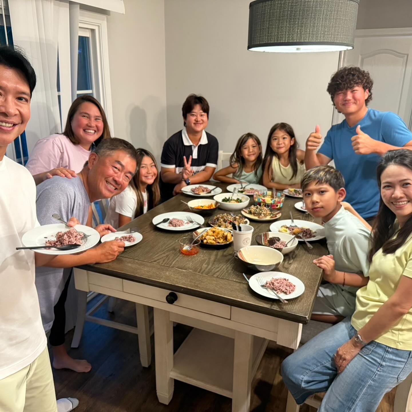 หนุ่ม - คงกะพัน แสงสุริยะ
