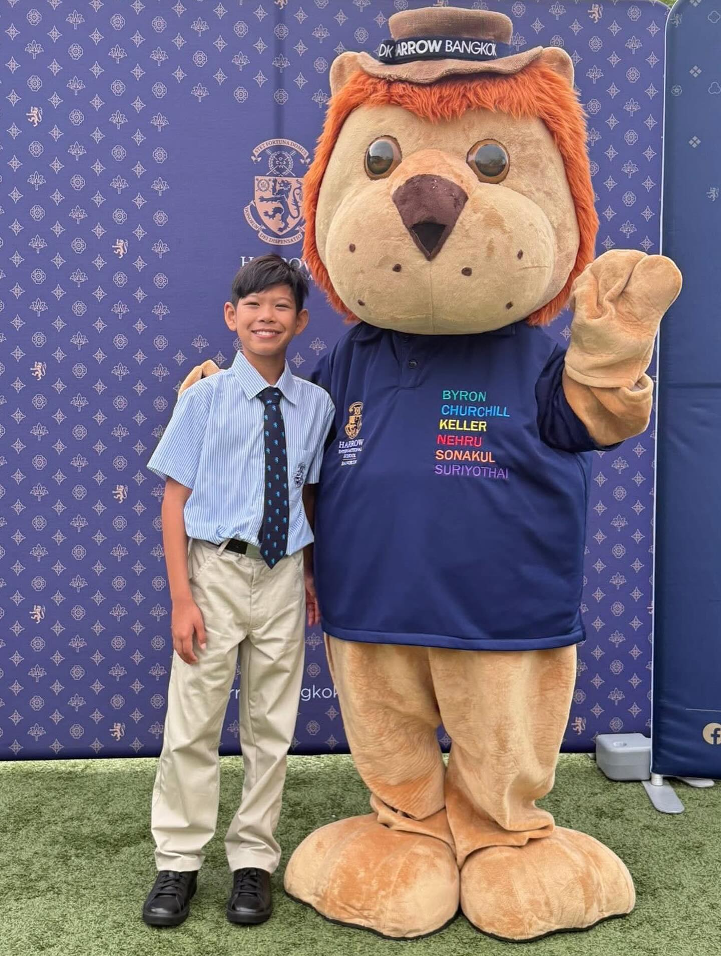 หนุ่ม - คงกะพัน แสงสุริยะ