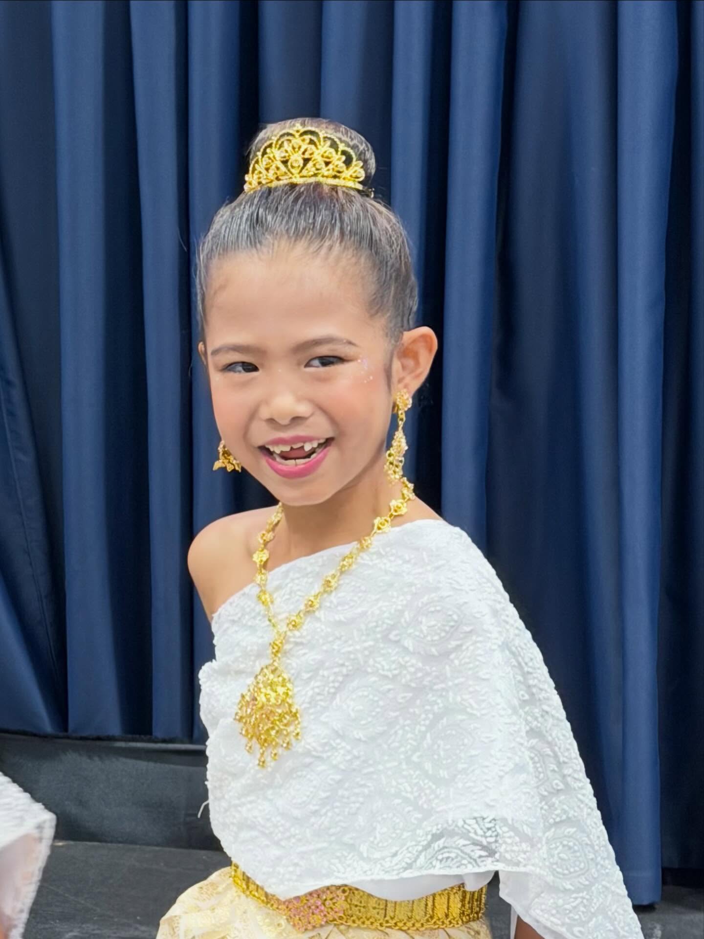 หนุ่ม - คงกะพัน แสงสุริยะ