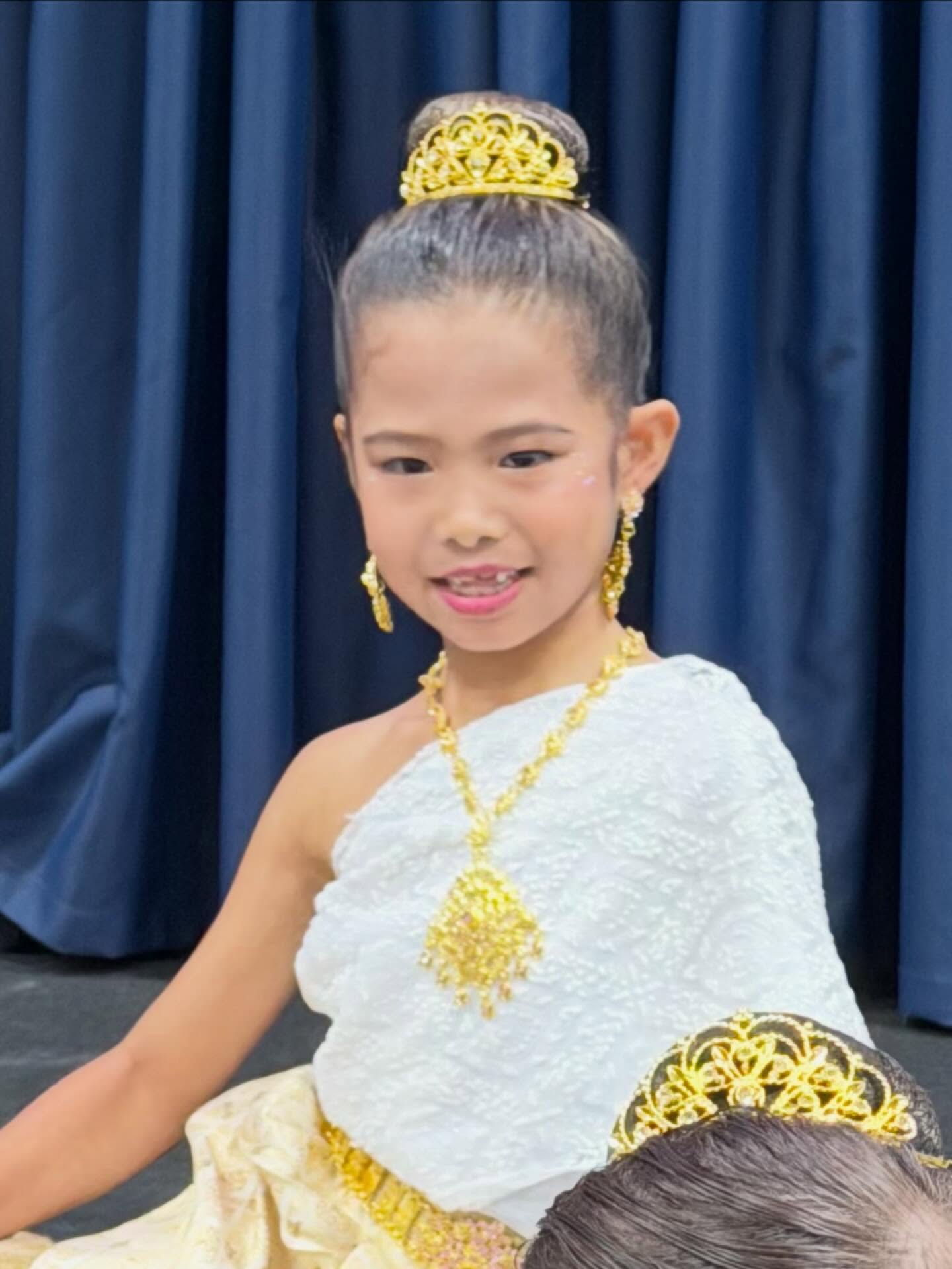 หนุ่ม - คงกะพัน แสงสุริยะ