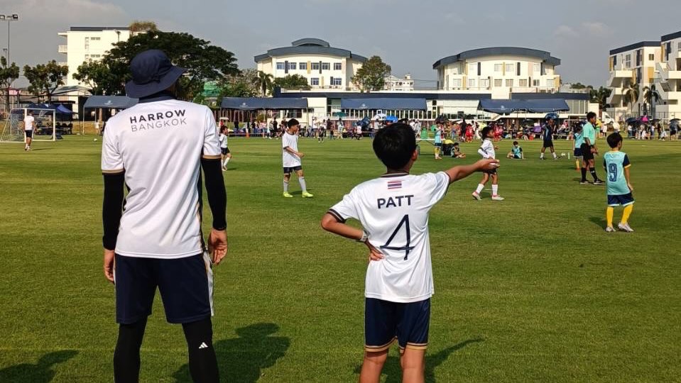 หนุ่ม - คงกะพัน แสงสุริยะ